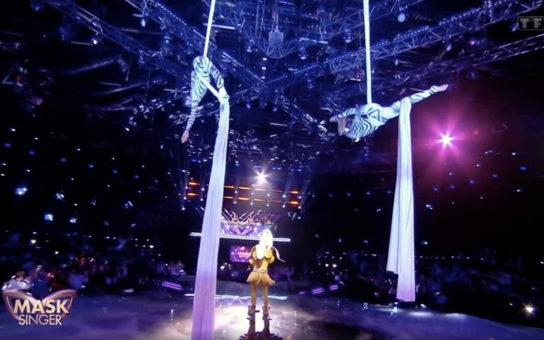 Tissu aérien lors de l’émission « Mask Singer »